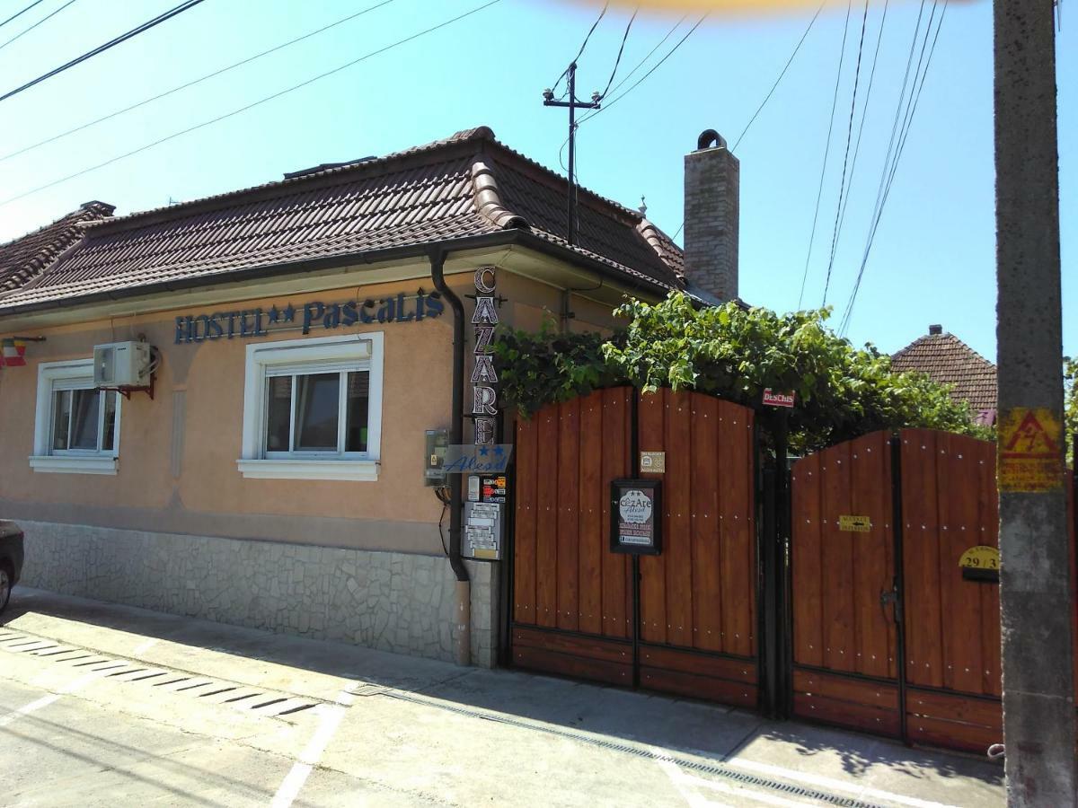 Hostel Pascalis Alesd 외부 사진