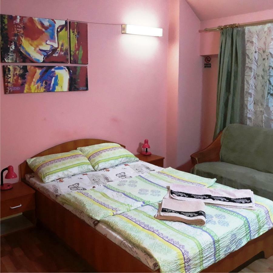 Hostel Pascalis Alesd 외부 사진