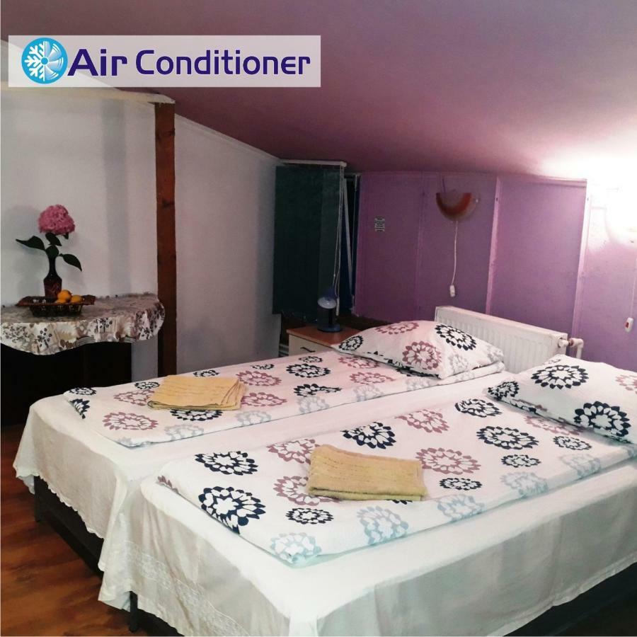 Hostel Pascalis Alesd 외부 사진